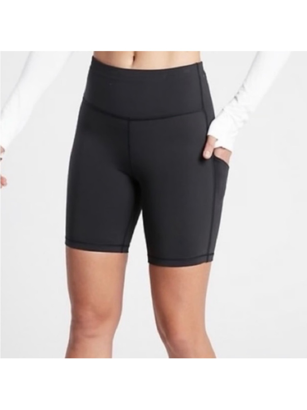 Athleta Ultimate Stash Pocket 7” Short Black Size Medium
